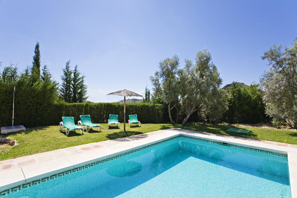 Villa La Clavelina Rocabella El Chorro Ruang foto